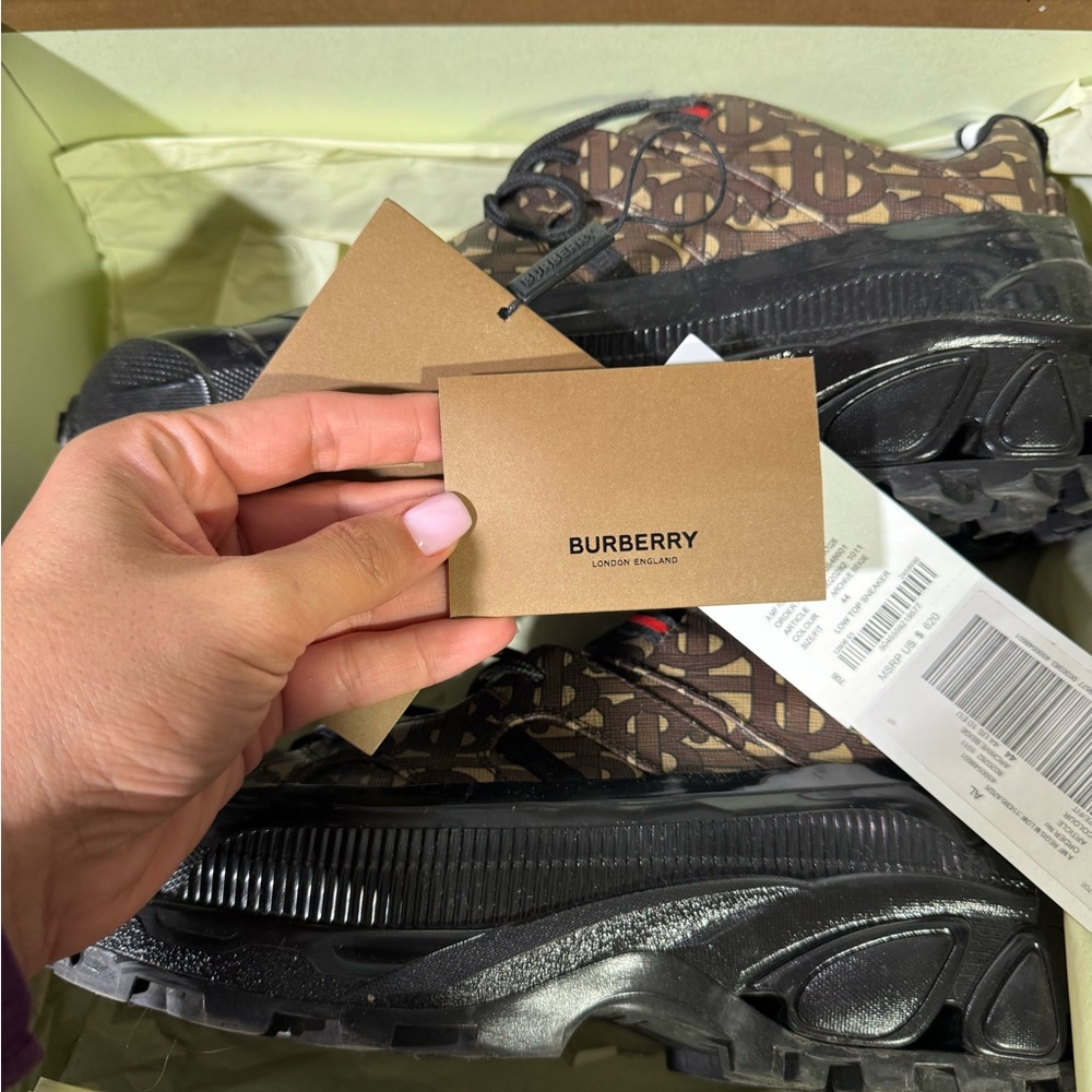 Burberry Black and Brown Monogram Sneakers - Picture 5 of 7